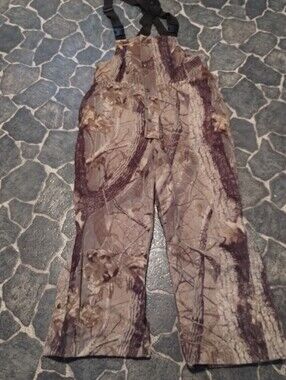 Cabelas Dry Plus Insulated camo hunting overalls size large mens